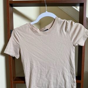 Zara Beige Crewneck Short Sleeve Tee